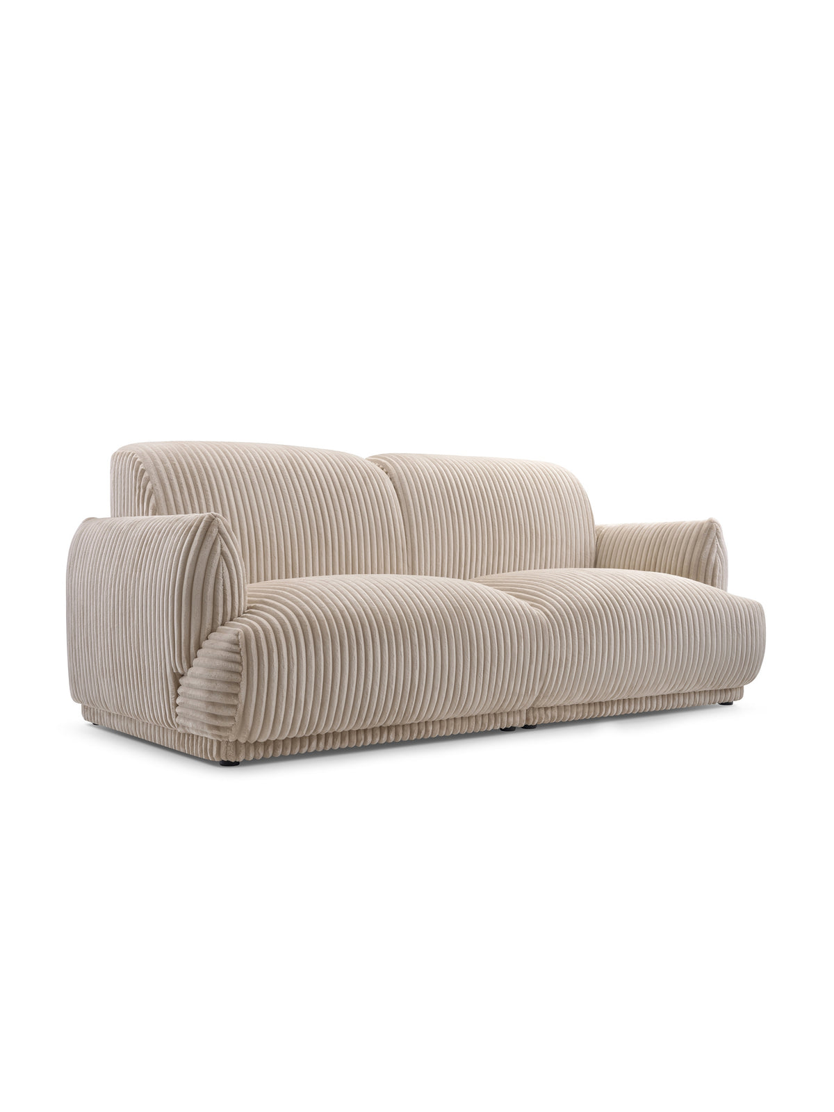 Sofa Cubero do salonu z beżowym obiciem i czarnymi nóżkami, widok z przodu