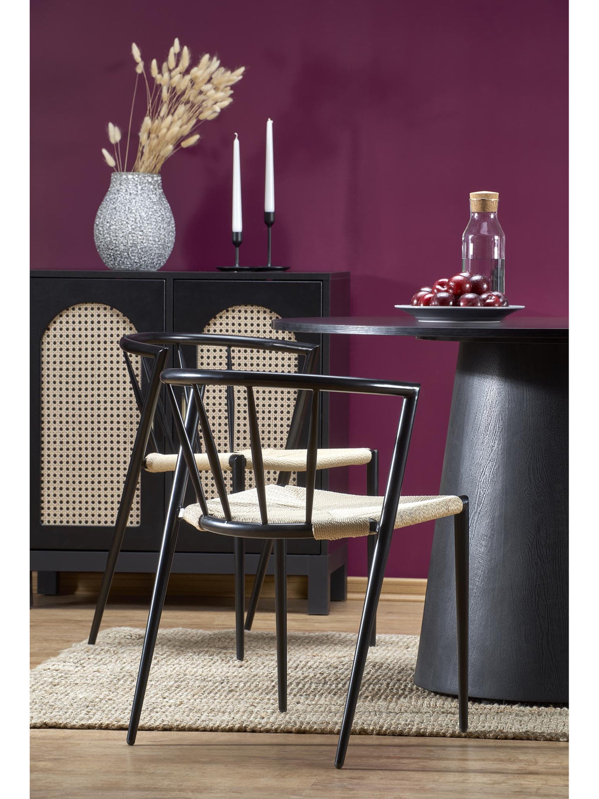 Fekete Ventoza 120 cm kerek asztal MDF lappal és lábakkal