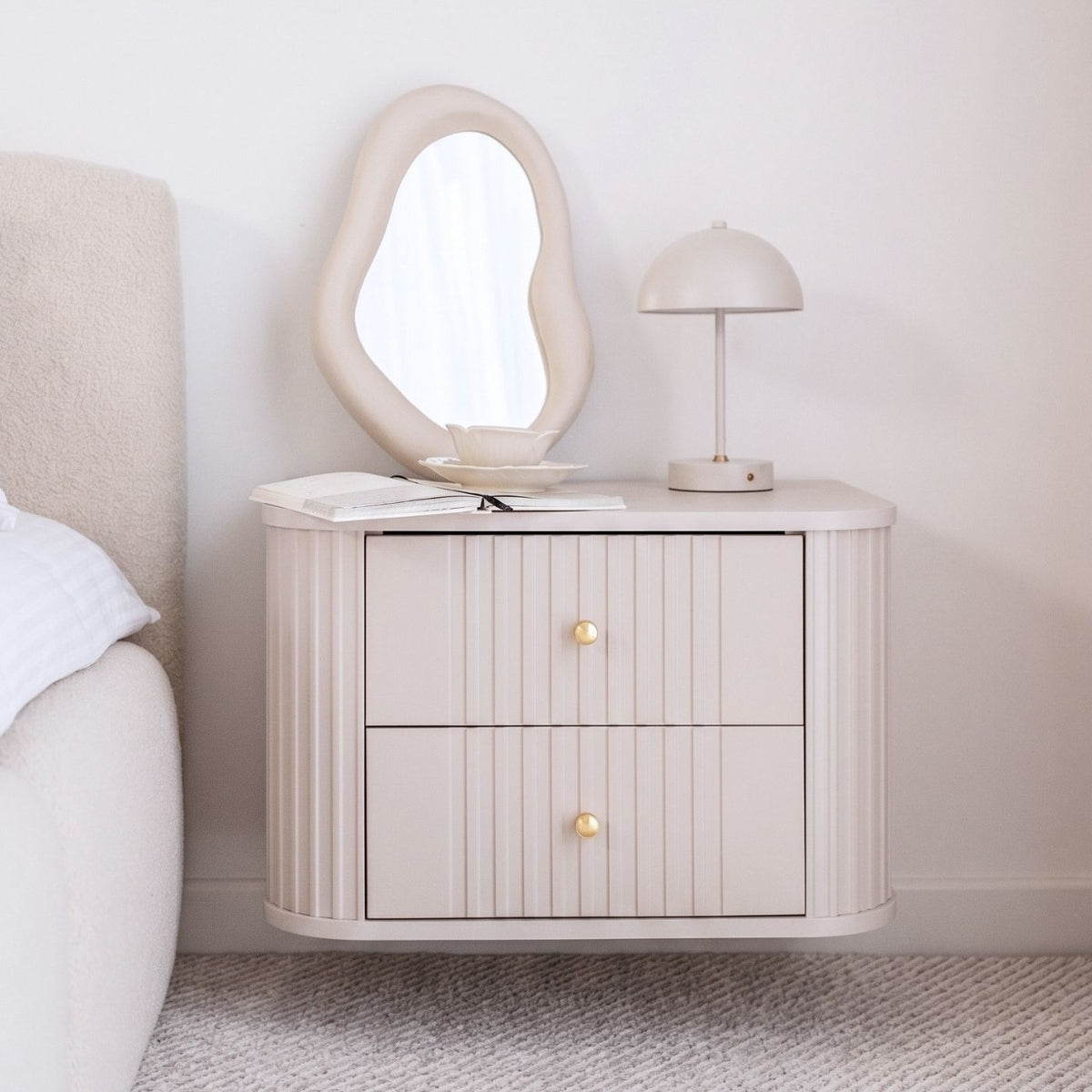 Dekoracyjne, ryflowane fronty